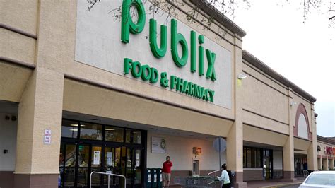 is publix pharmacy open today|publix closing early today.